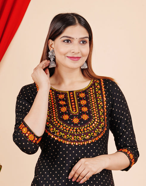 Designer Embroidered Kurti