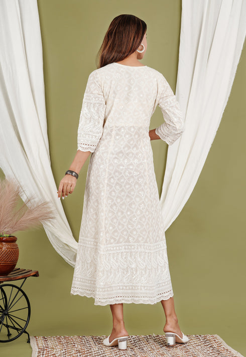 Embroidered Chikankurti Kurti